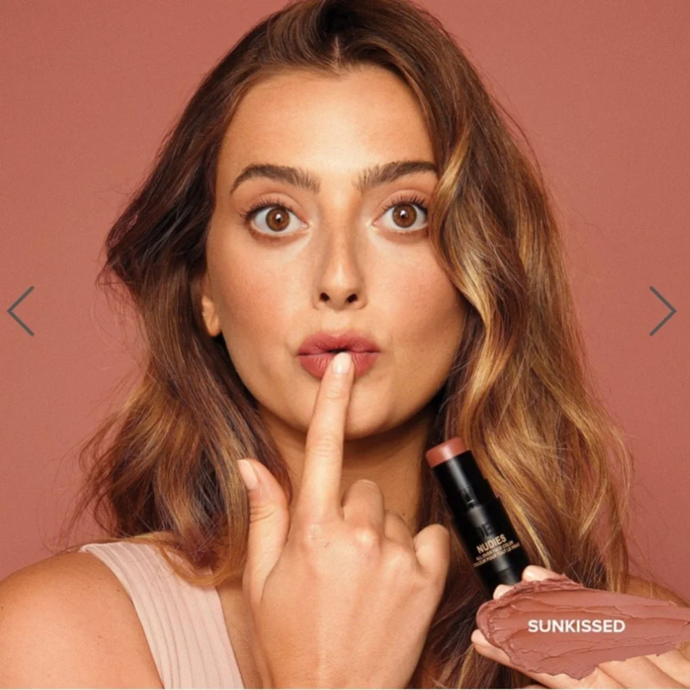 NUDESTIX Nudies Matte All-Over Face Bronze Color in Sunkissed